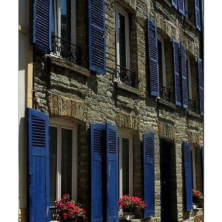 Les Unelli Ξενοδοχείο Cherbourg-en-Cotentin Εξωτερικό φωτογραφία